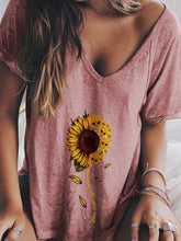 Load image into Gallery viewer, V-Neck Print T-Shirt
